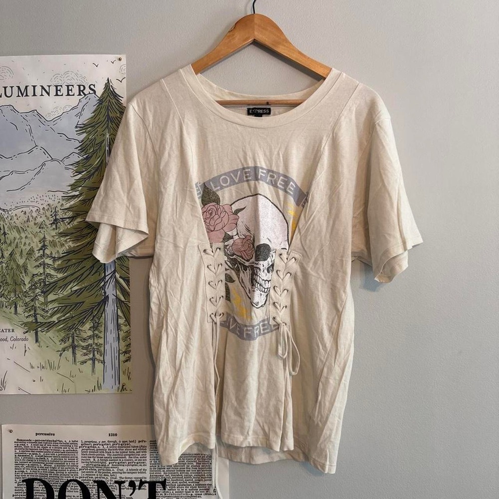EXPRESS Skull Graphic Tee Vintage Moto Grunge Style
